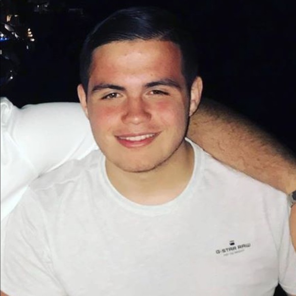 Meet your Posher, Stephen - Picture 1 of 1